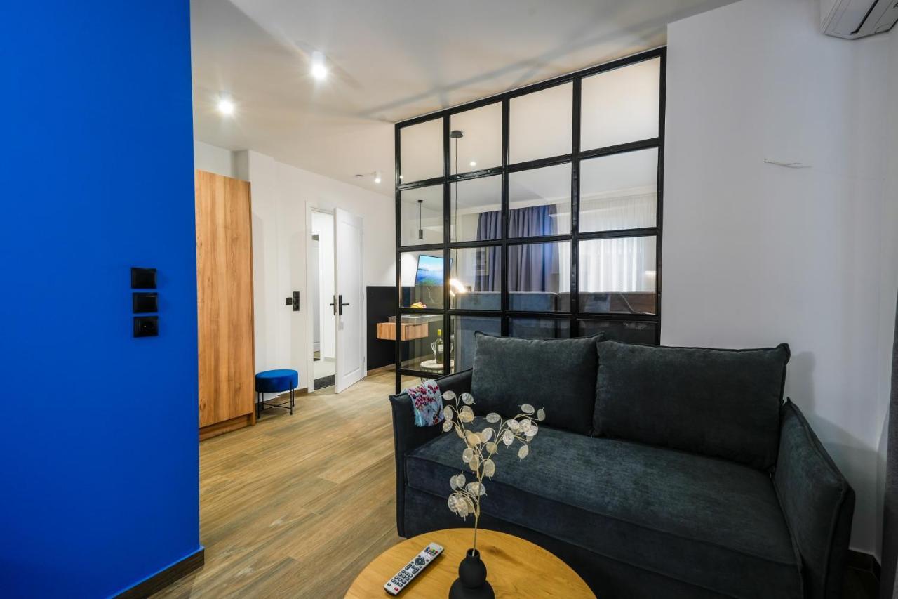 Casa Divinus Suites Αθήνα Εξωτερικό φωτογραφία