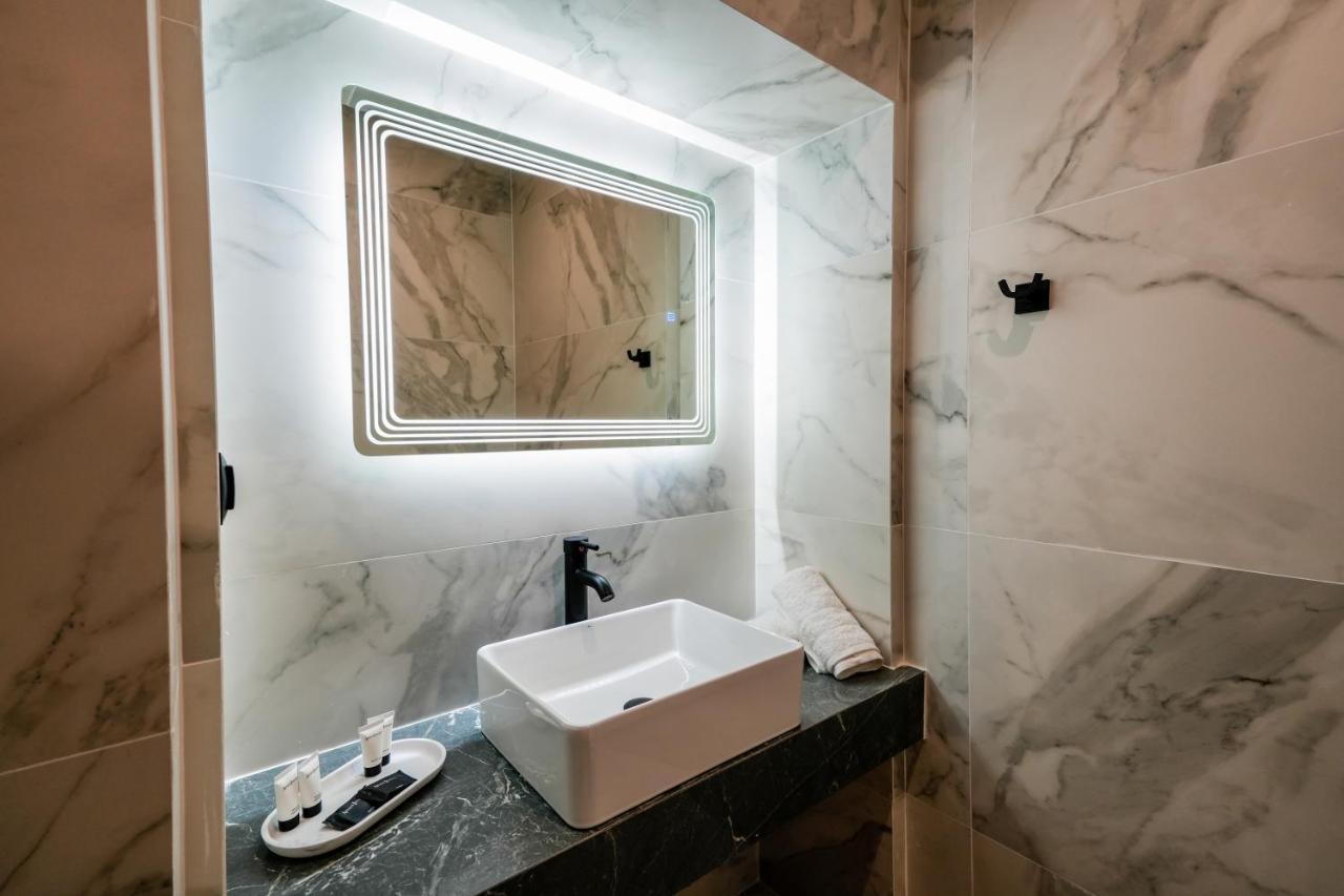 Casa Divinus Suites Αθήνα Εξωτερικό φωτογραφία